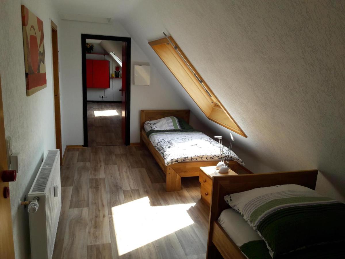 Monteurwohnungen Lerch Santos Mönchengladbach Exterior foto